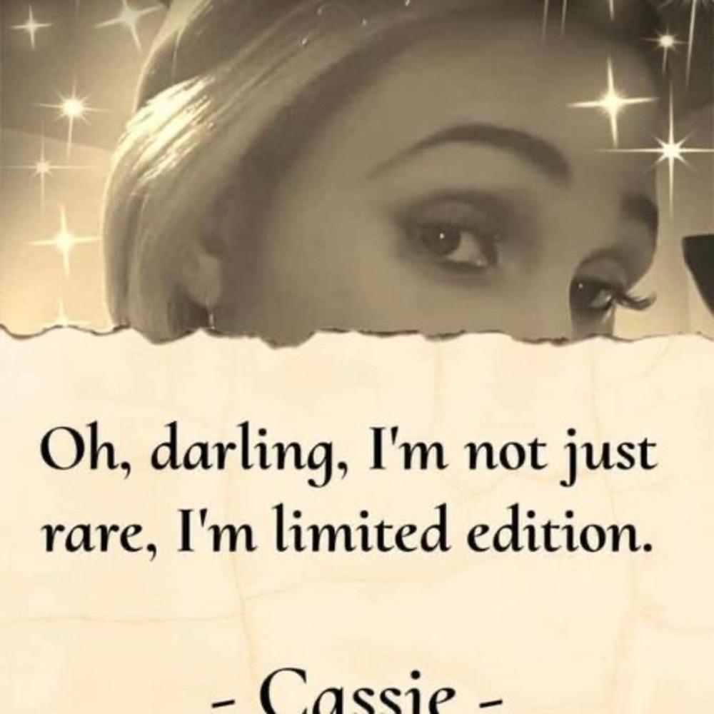 Meet your Posher, Cassie